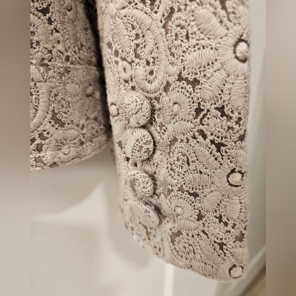 NWOT - Lace Embroidered Dialogue Blazer Jacket - Size XL - Picture 7 of 11
